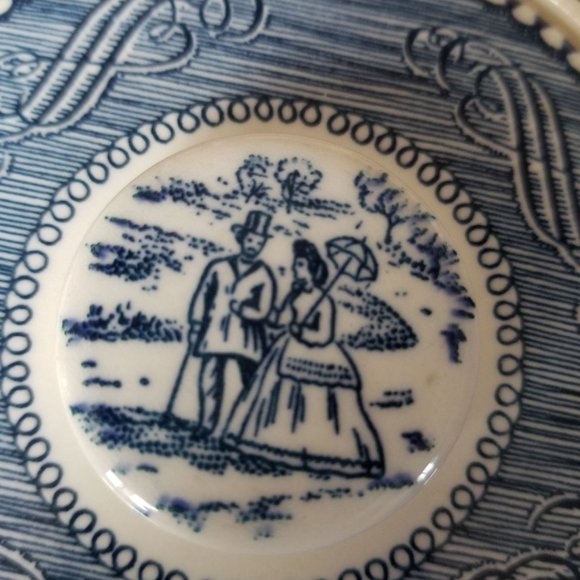 Currier & Ives Vintage Sugar Bowl & Lid - Picture 2 of 7